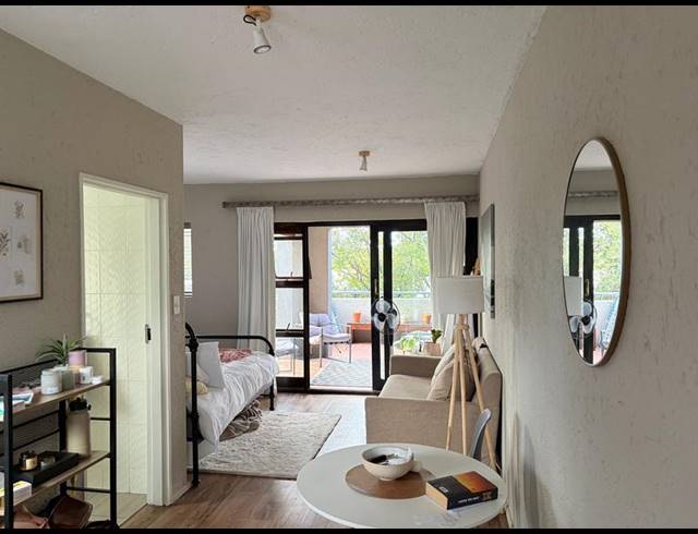 1 BEDROOM TOWNHOUSE FOR SALE IN WATERKLOOF RIDGE